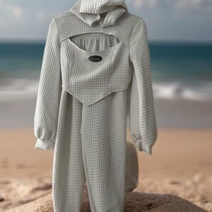 SHEIN White Textured Blazer